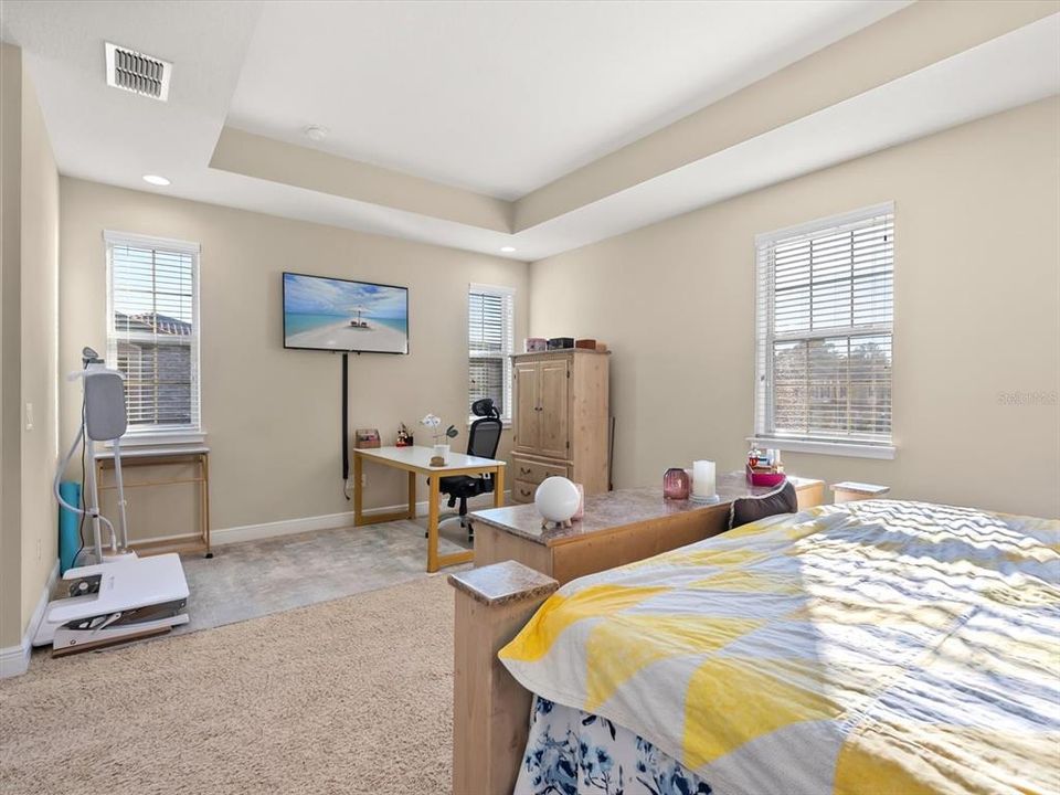 Active With Contract: $379,000 (3 beds, 2 baths, 1780 Square Feet)