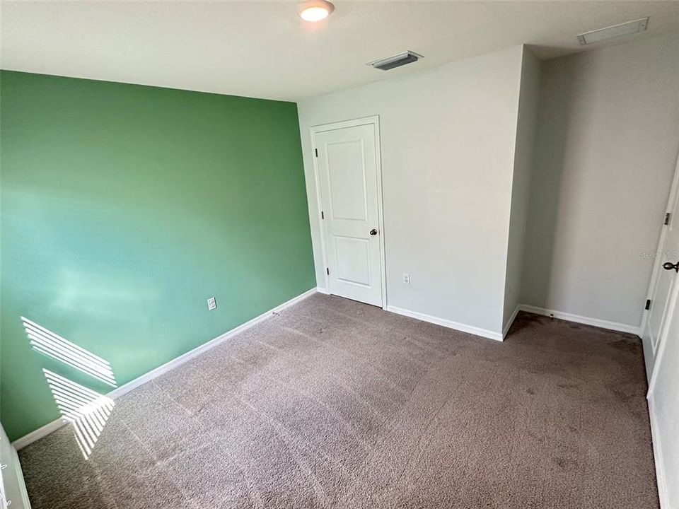 En Venta: $299,900 (4 camas, 2 baños, 1816 Pies cuadrados)