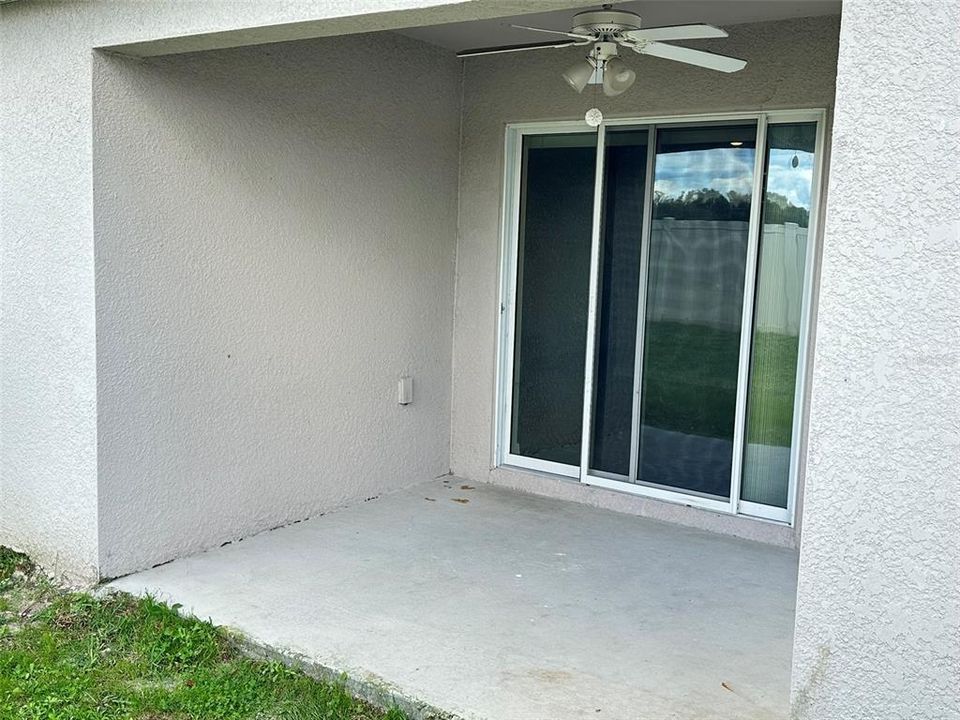 En Venta: $299,900 (4 camas, 2 baños, 1816 Pies cuadrados)