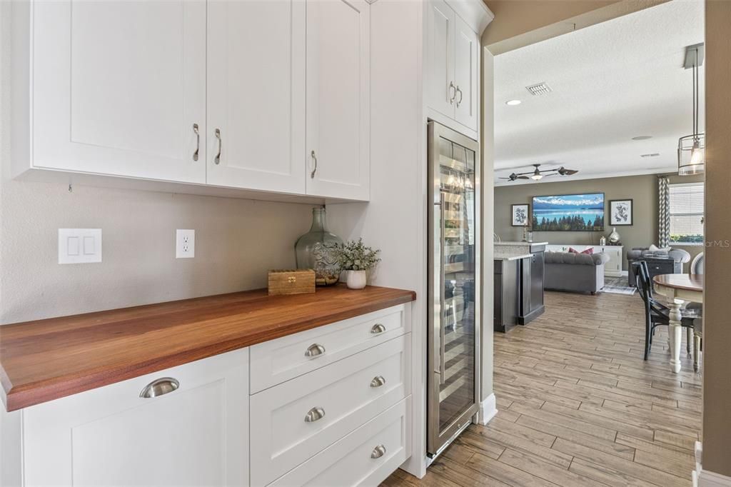 En Venta: $2,420,000 (5 camas, 4 baños, 4959 Pies cuadrados)