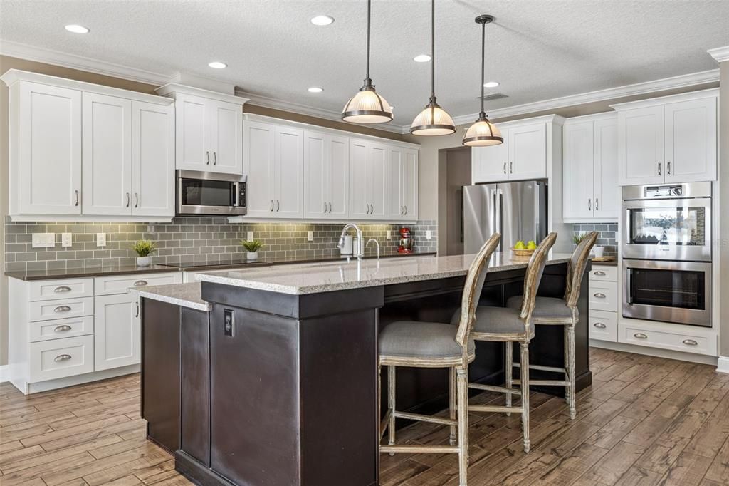 En Venta: $2,420,000 (5 camas, 4 baños, 4959 Pies cuadrados)