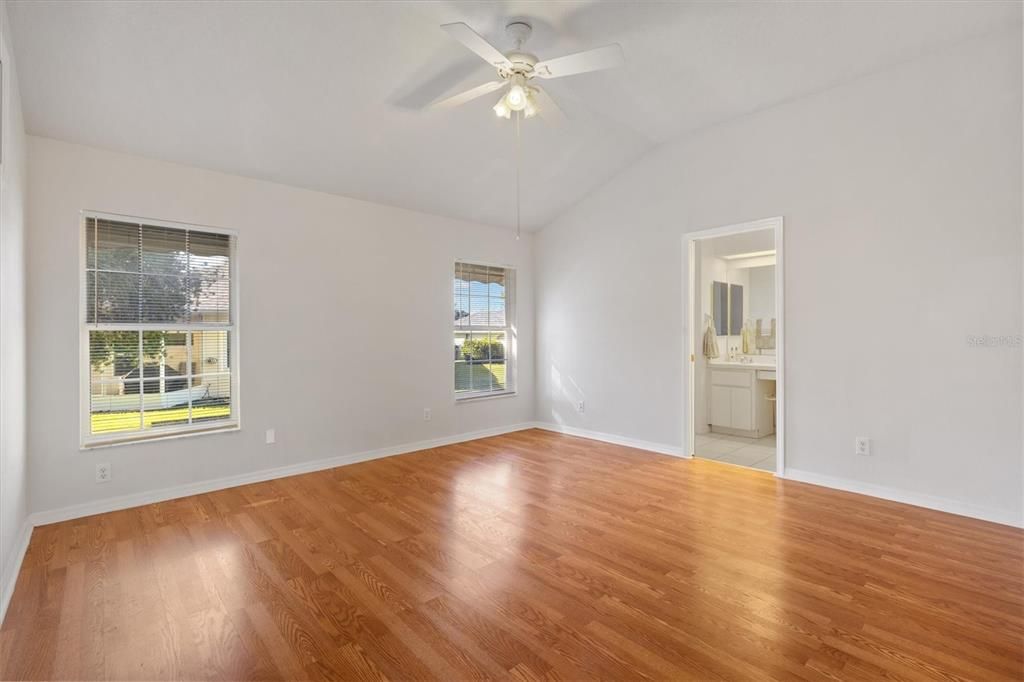 En Venta: $259,900 (3 camas, 2 baños, 1606 Pies cuadrados)