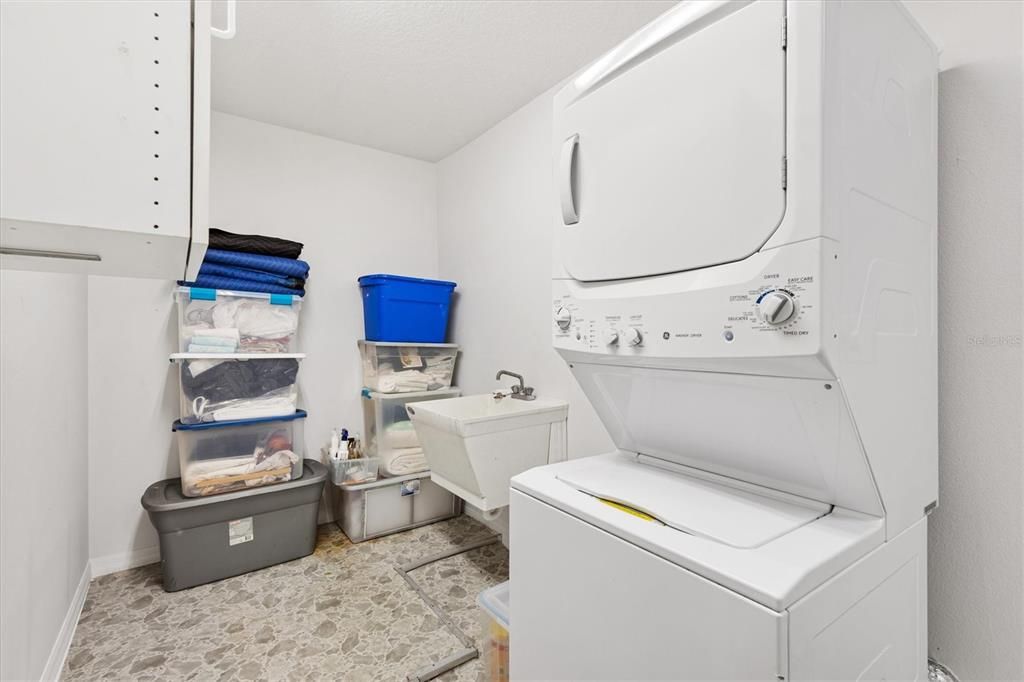 En Venta: $259,900 (3 camas, 2 baños, 1606 Pies cuadrados)