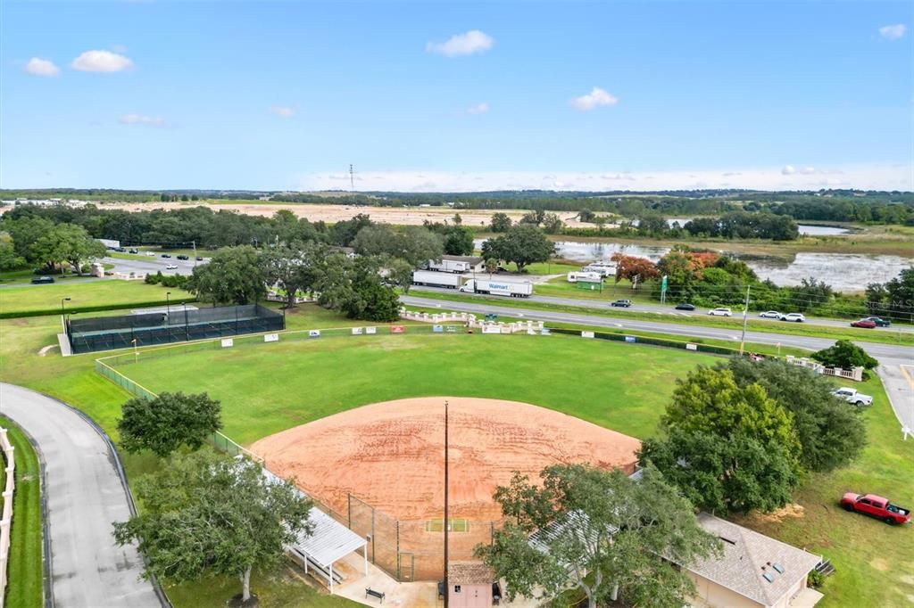 En Venta: $259,900 (3 camas, 2 baños, 1606 Pies cuadrados)