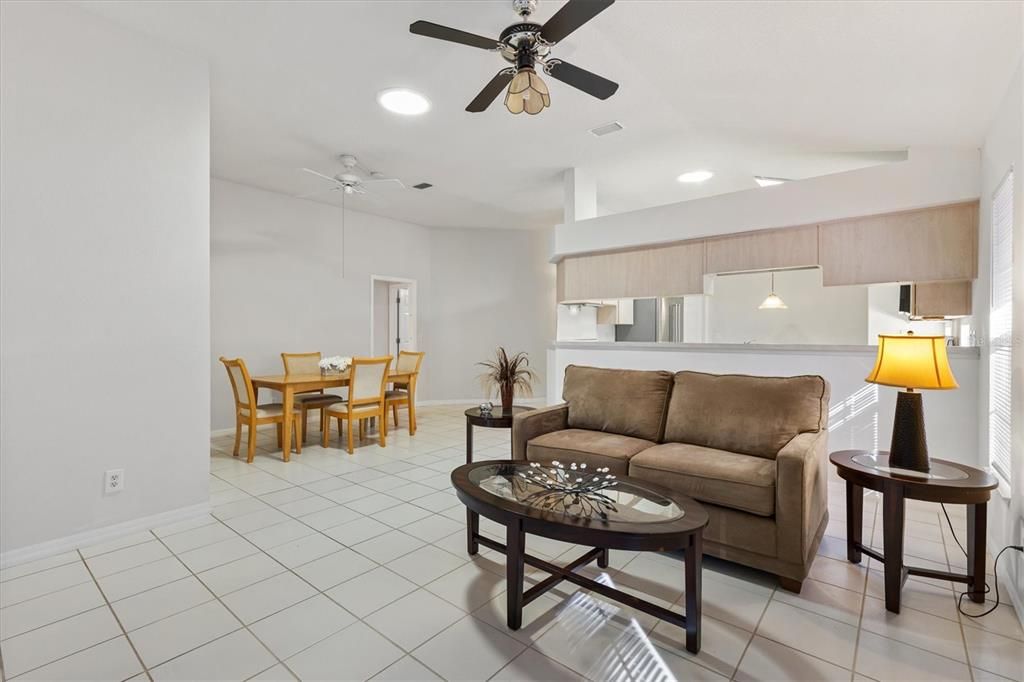 En Venta: $259,900 (3 camas, 2 baños, 1606 Pies cuadrados)