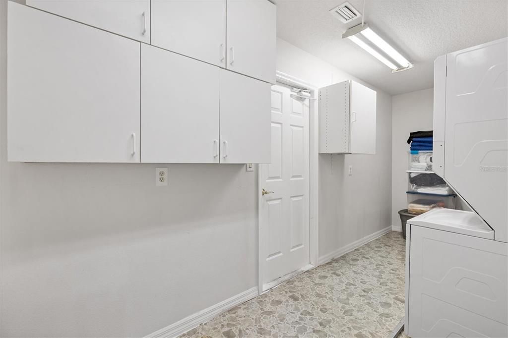 En Venta: $259,900 (3 camas, 2 baños, 1606 Pies cuadrados)