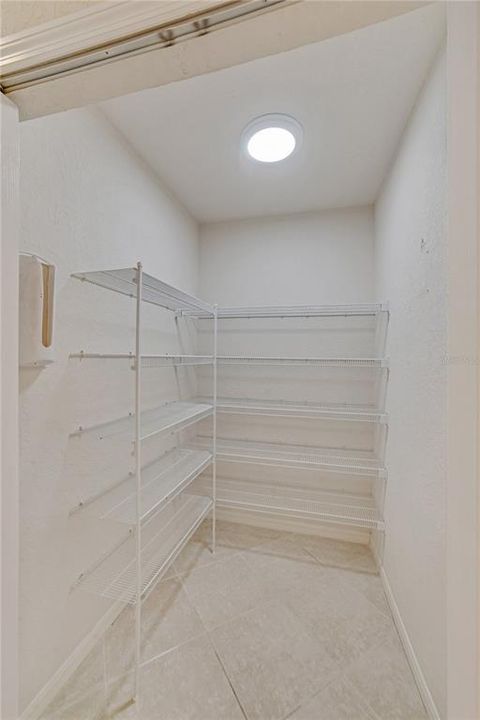 Active With Contract: $279,500 (3 beds, 2 baths, 1518 Square Feet)