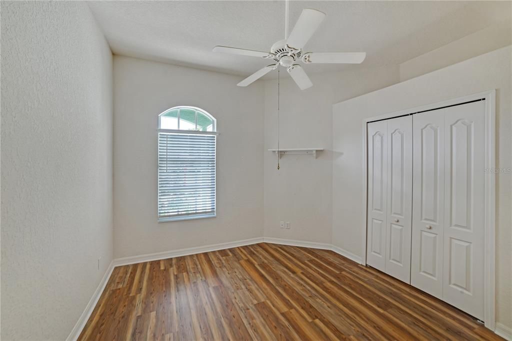 Active With Contract: $279,500 (3 beds, 2 baths, 1518 Square Feet)