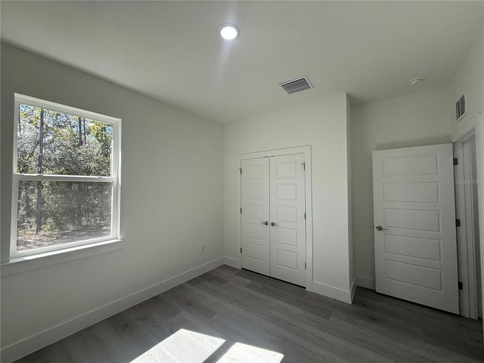 出租: $1,700 (3 贝兹, 2 浴室, 3110 平方英尺)