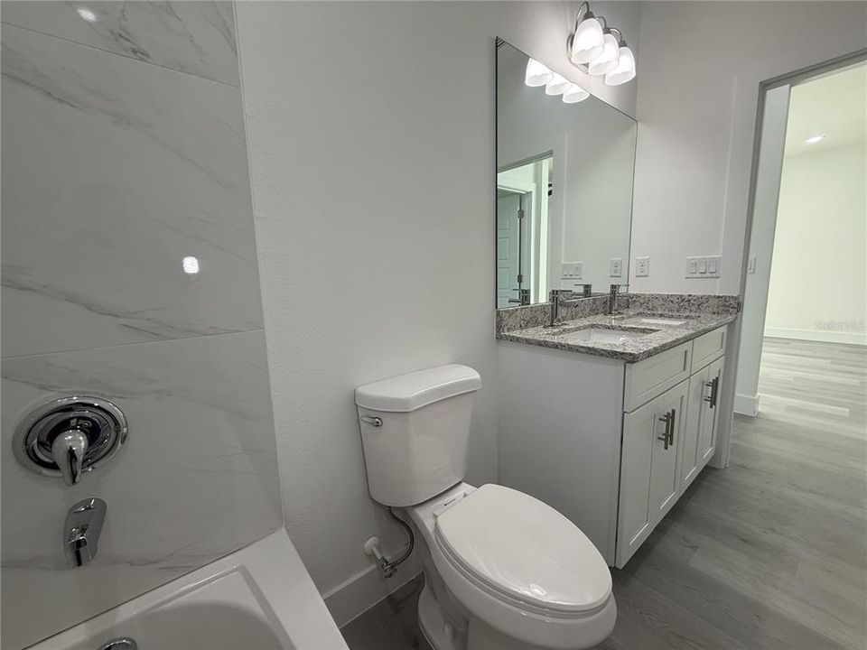 出租: $1,700 (3 贝兹, 2 浴室, 3110 平方英尺)