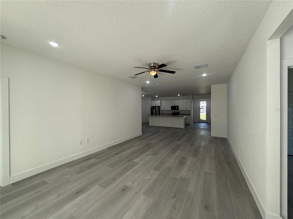 出租: $1,700 (3 贝兹, 2 浴室, 3110 平方英尺)