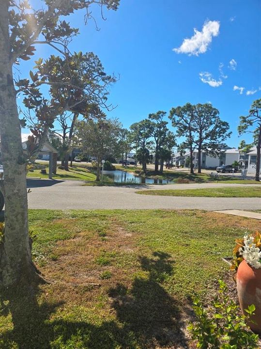 For Sale: $135,000 (2 beds, 2 baths, 1092 Square Feet)