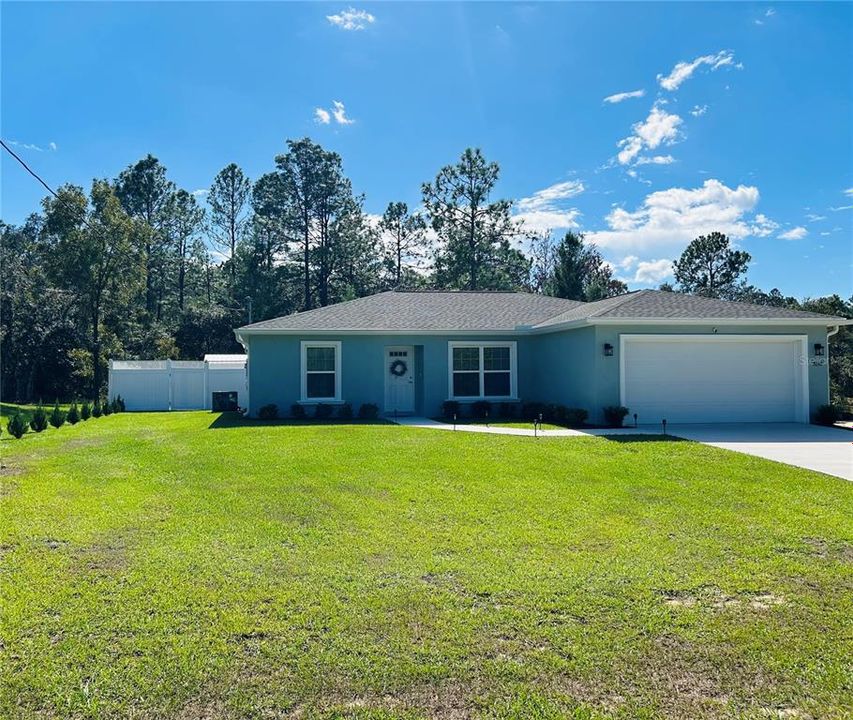 For Sale: $265,900 (3 beds, 2 baths, 1405 Square Feet)