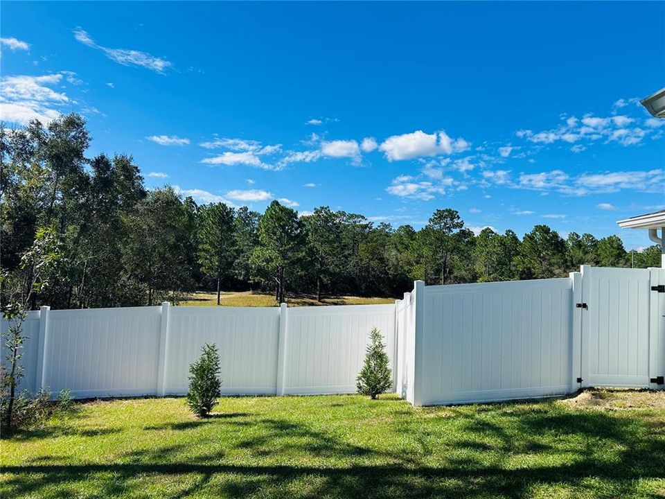 For Sale: $265,900 (3 beds, 2 baths, 1405 Square Feet)