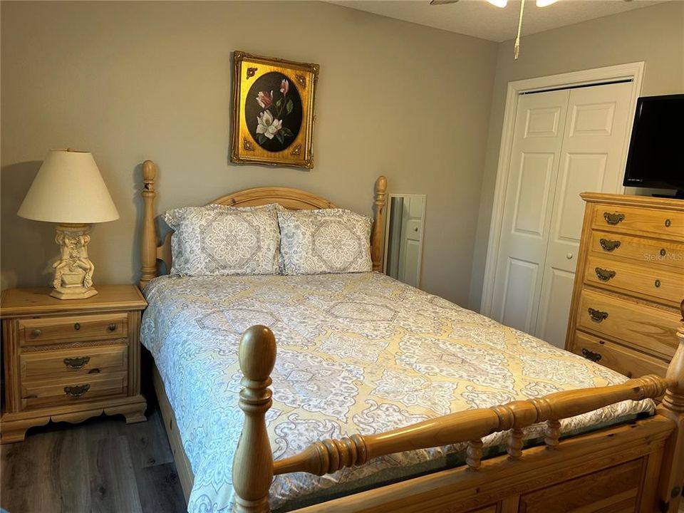 For Sale: $265,900 (3 beds, 2 baths, 1405 Square Feet)