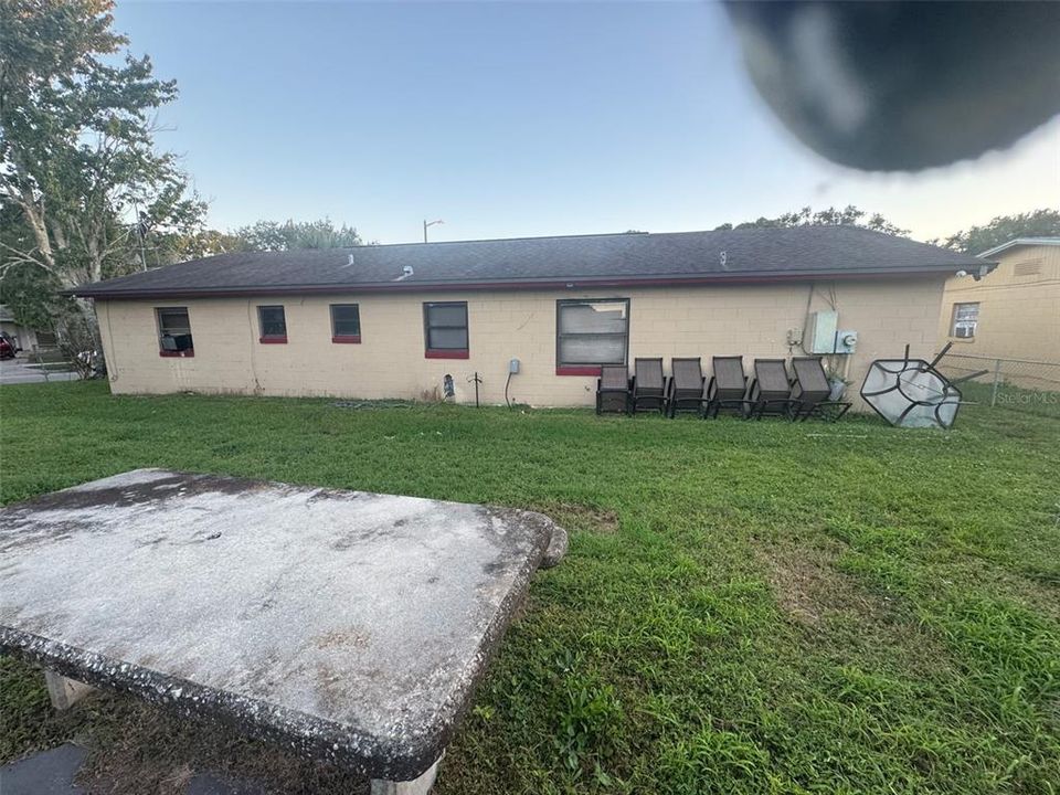 Activo con contrato: $230,000 (4 camas, 2 baños, 1176 Pies cuadrados)