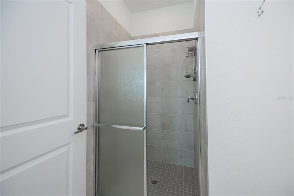 For Sale: $559,900 (3 beds, 3 baths, 2449 Square Feet)