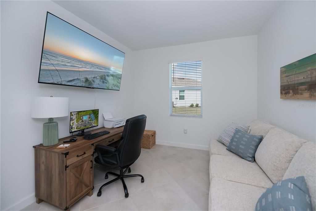 For Sale: $559,900 (3 beds, 3 baths, 2449 Square Feet)