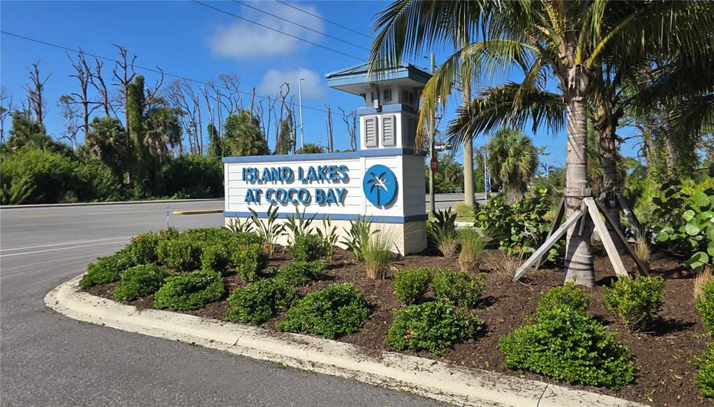 For Sale: $559,900 (3 beds, 3 baths, 2449 Square Feet)