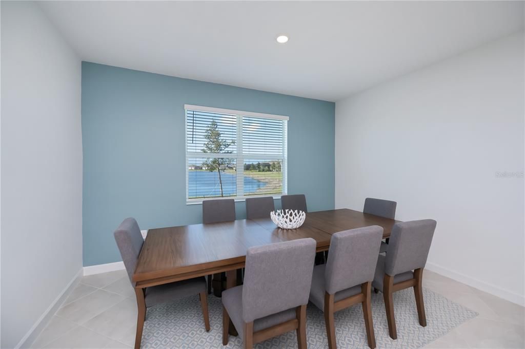 For Sale: $559,900 (3 beds, 3 baths, 2449 Square Feet)