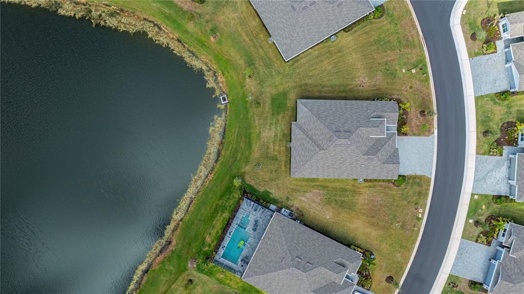 For Sale: $559,900 (3 beds, 3 baths, 2449 Square Feet)