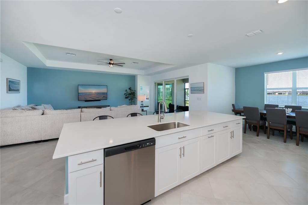 For Sale: $559,900 (3 beds, 3 baths, 2449 Square Feet)