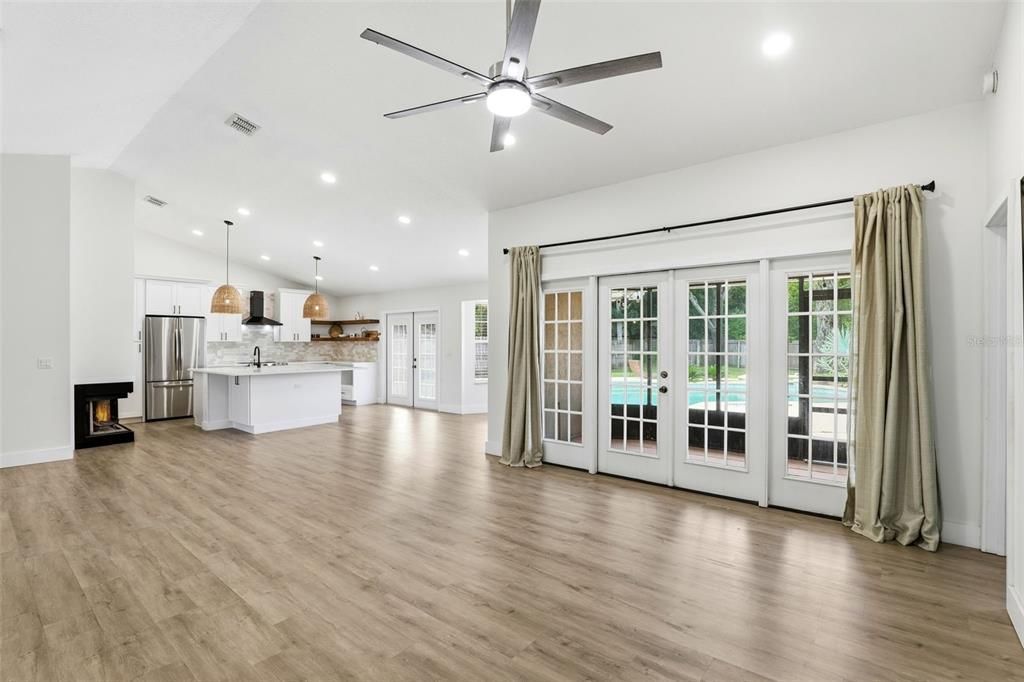 待售: $439,900 (3 贝兹, 2 浴室, 1648 平方英尺)