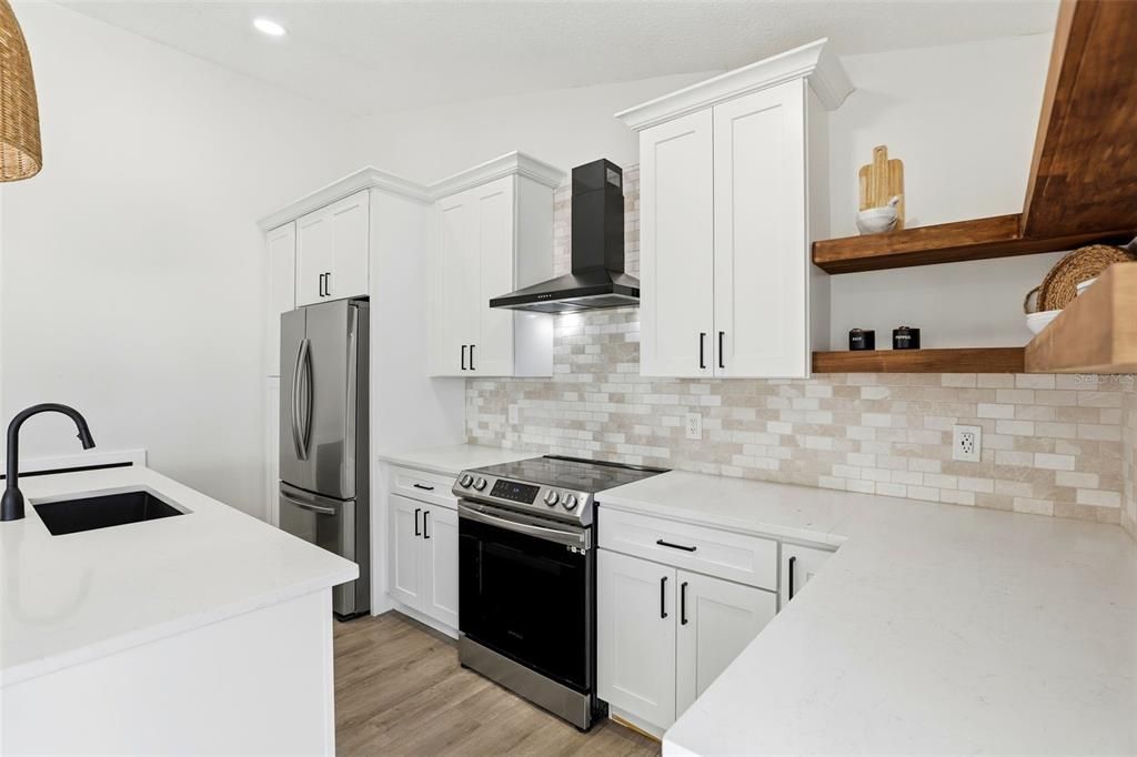 待售: $439,900 (3 贝兹, 2 浴室, 1648 平方英尺)