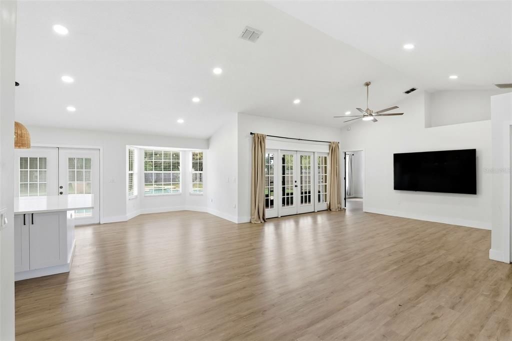 待售: $439,900 (3 贝兹, 2 浴室, 1648 平方英尺)