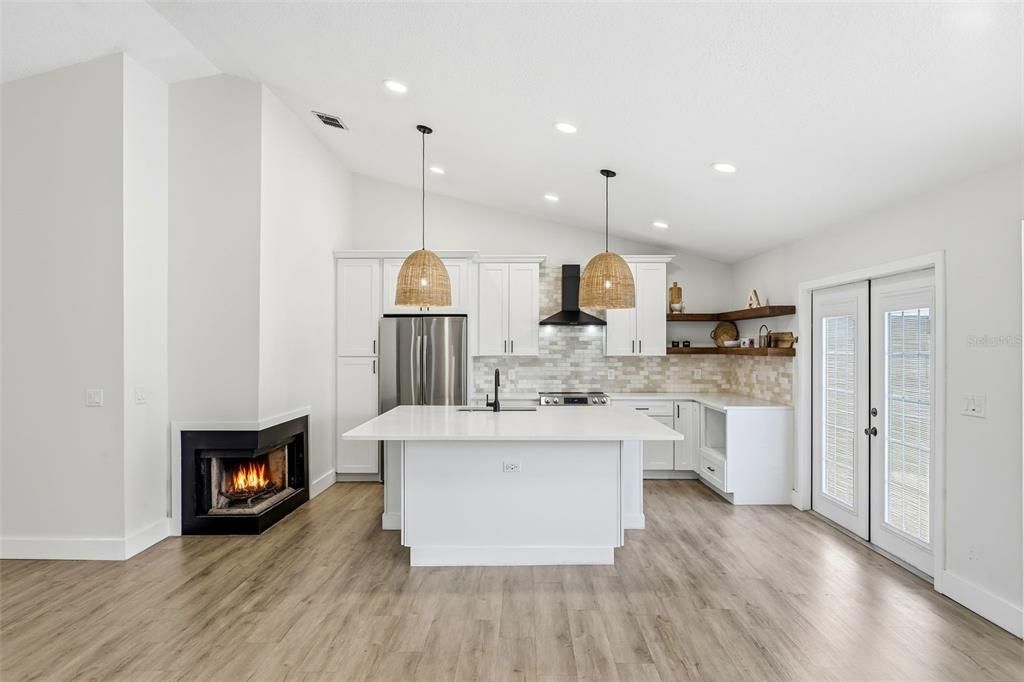 待售: $439,900 (3 贝兹, 2 浴室, 1648 平方英尺)