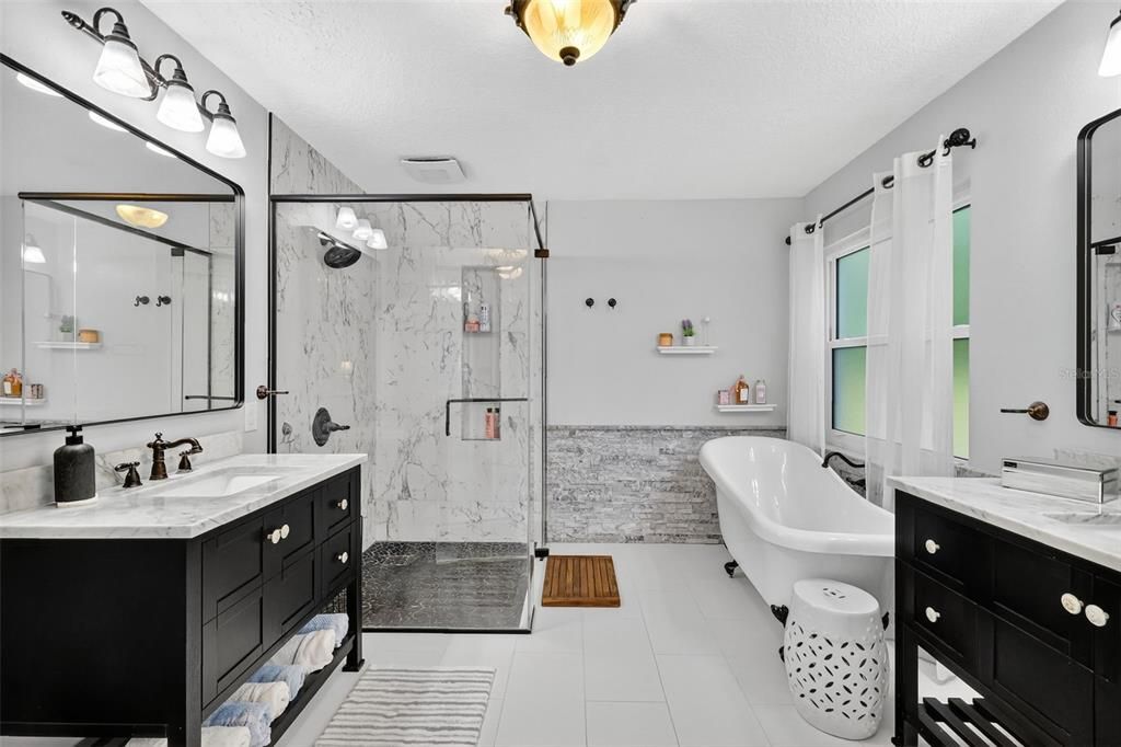 待售: $640,000 (4 贝兹, 2 浴室, 2182 平方英尺)