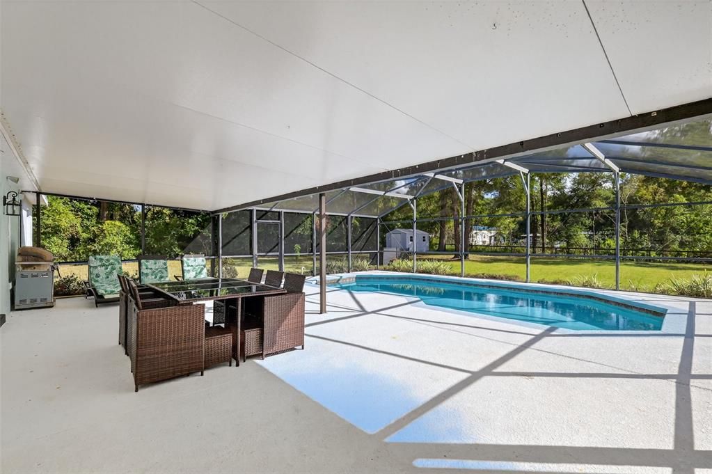 待售: $640,000 (4 贝兹, 2 浴室, 2182 平方英尺)