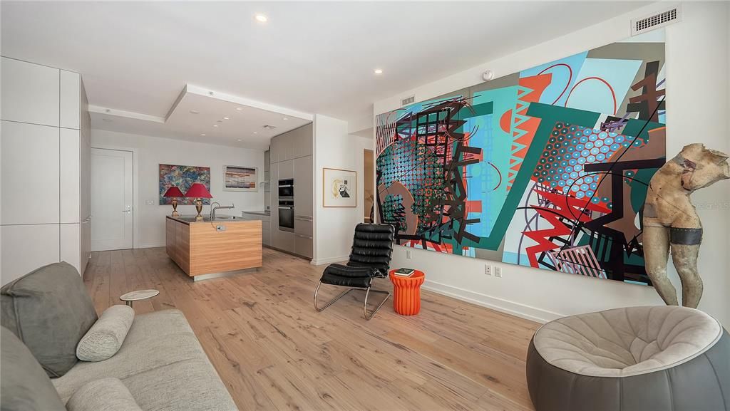 For Sale: $1,299,999 (2 beds, 2 baths, 1600 Square Feet)