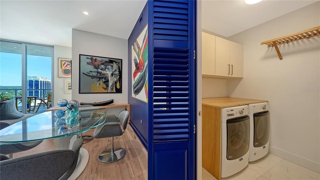 For Sale: $1,299,999 (2 beds, 2 baths, 1600 Square Feet)