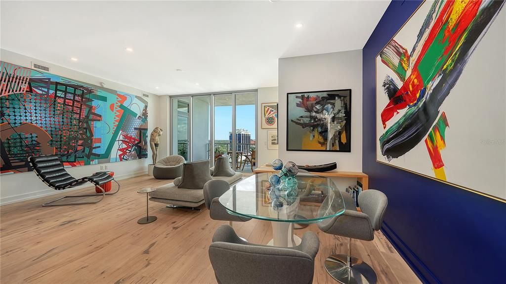 For Sale: $1,299,999 (2 beds, 2 baths, 1600 Square Feet)