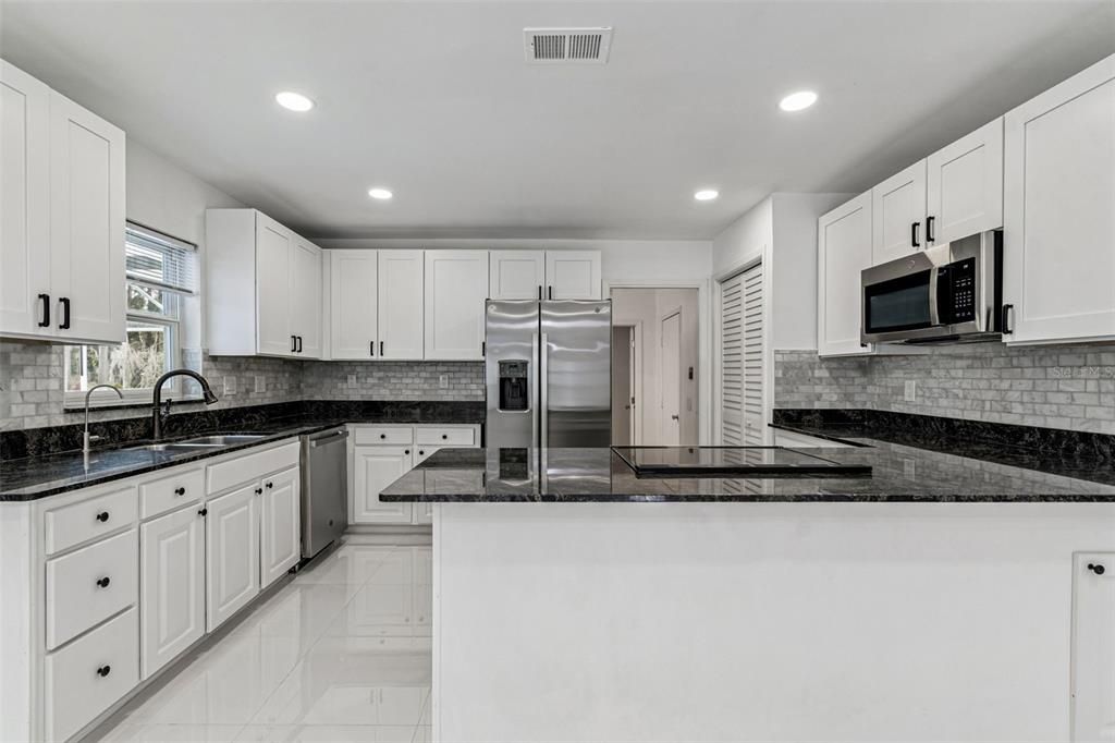 For Sale: $584,000 (3 beds, 2 baths, 1744 Square Feet)