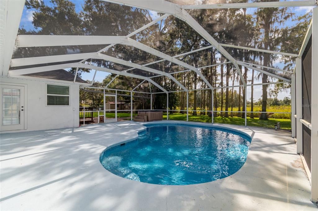 For Sale: $584,000 (3 beds, 2 baths, 1744 Square Feet)