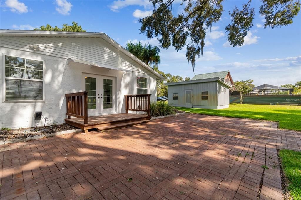 For Sale: $584,000 (3 beds, 2 baths, 1744 Square Feet)