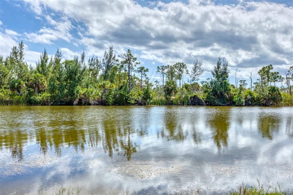 For Sale: $1,050,000 (3 beds, 2 baths, 2037 Square Feet)