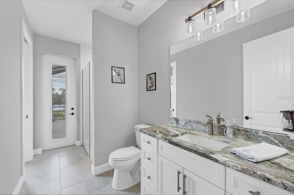 For Sale: $1,050,000 (3 beds, 2 baths, 2037 Square Feet)