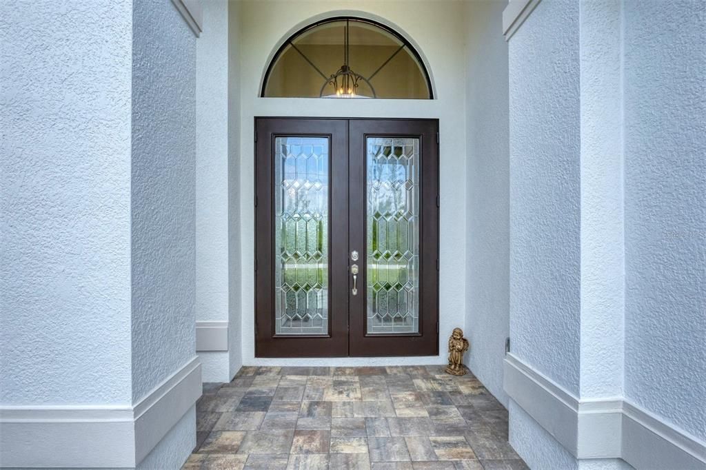 For Sale: $1,050,000 (3 beds, 2 baths, 2037 Square Feet)