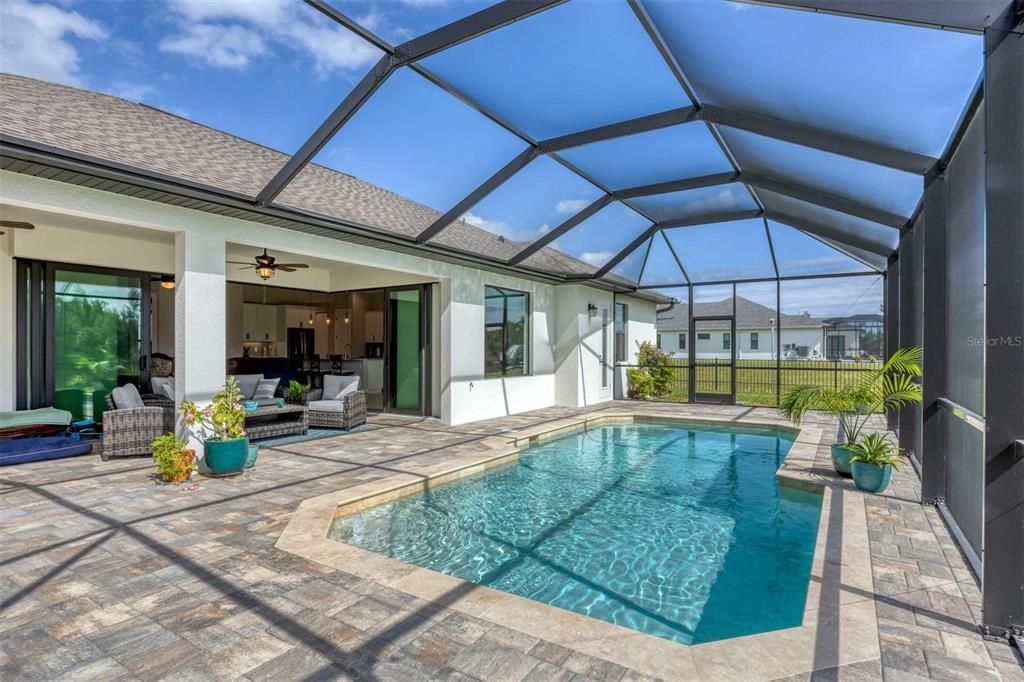 For Sale: $1,050,000 (3 beds, 2 baths, 2037 Square Feet)