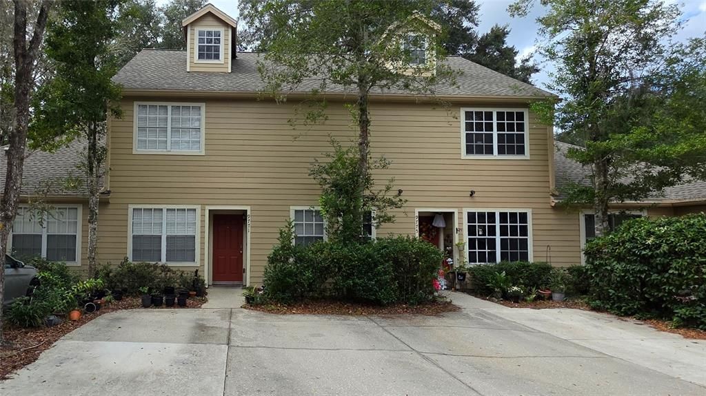 Recently Rented: $1,700 (2 beds, 2 baths, 1400 Square Feet)