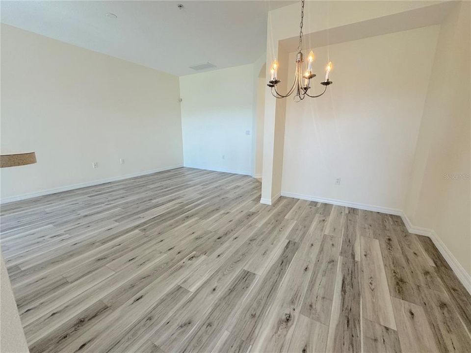 For Rent: $2,000 (3 beds, 2 baths, 1575 Square Feet)
