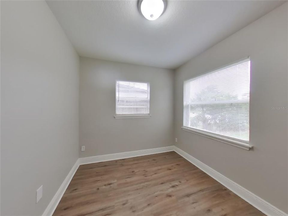 For Rent: $1,889 (3 beds, 2 baths, 1361 Square Feet)