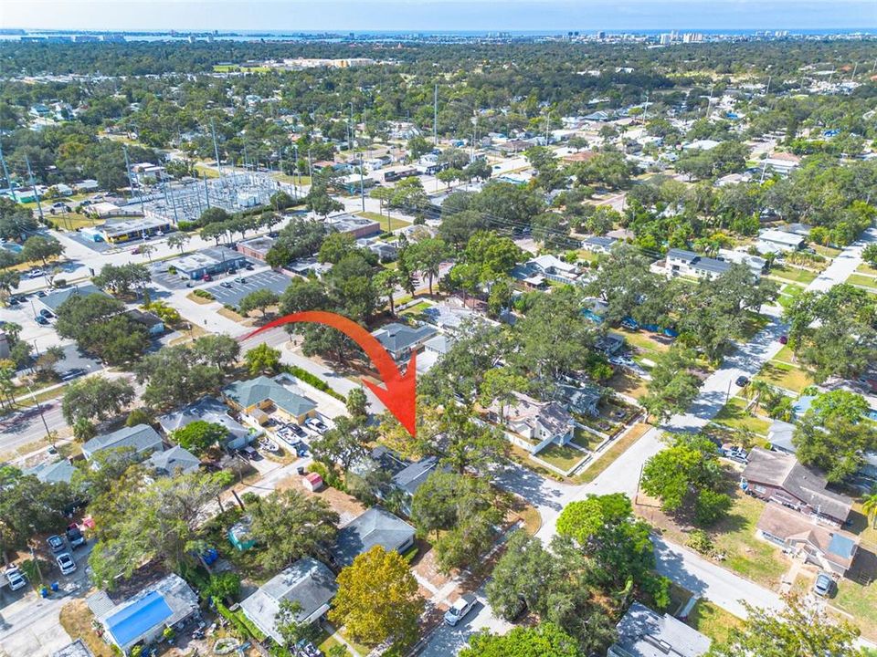 For Sale: $774,900 (5 beds, 3 baths, 2400 Square Feet)