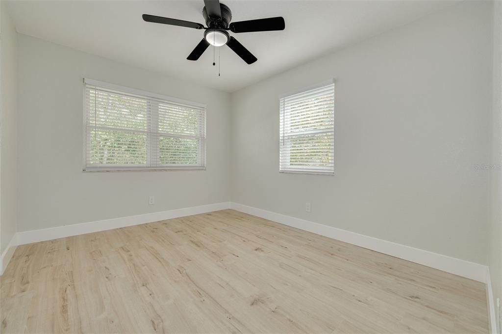 For Sale: $774,900 (5 beds, 3 baths, 2400 Square Feet)