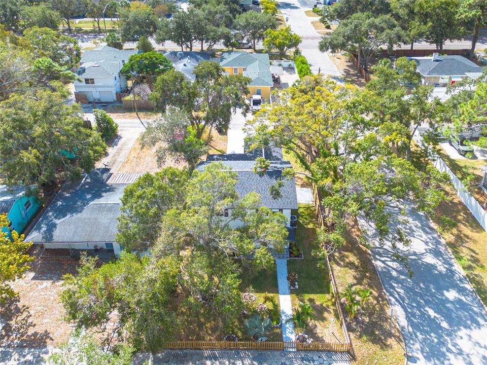 For Sale: $774,900 (5 beds, 3 baths, 2400 Square Feet)