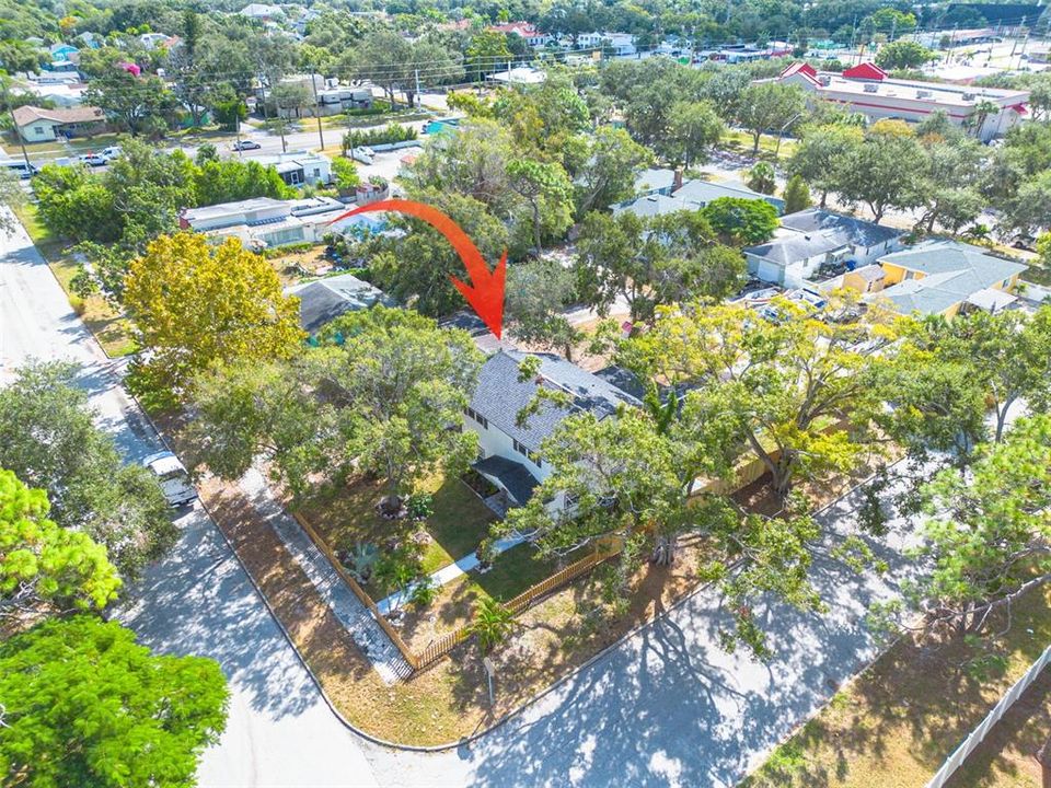 For Sale: $774,900 (5 beds, 3 baths, 2400 Square Feet)