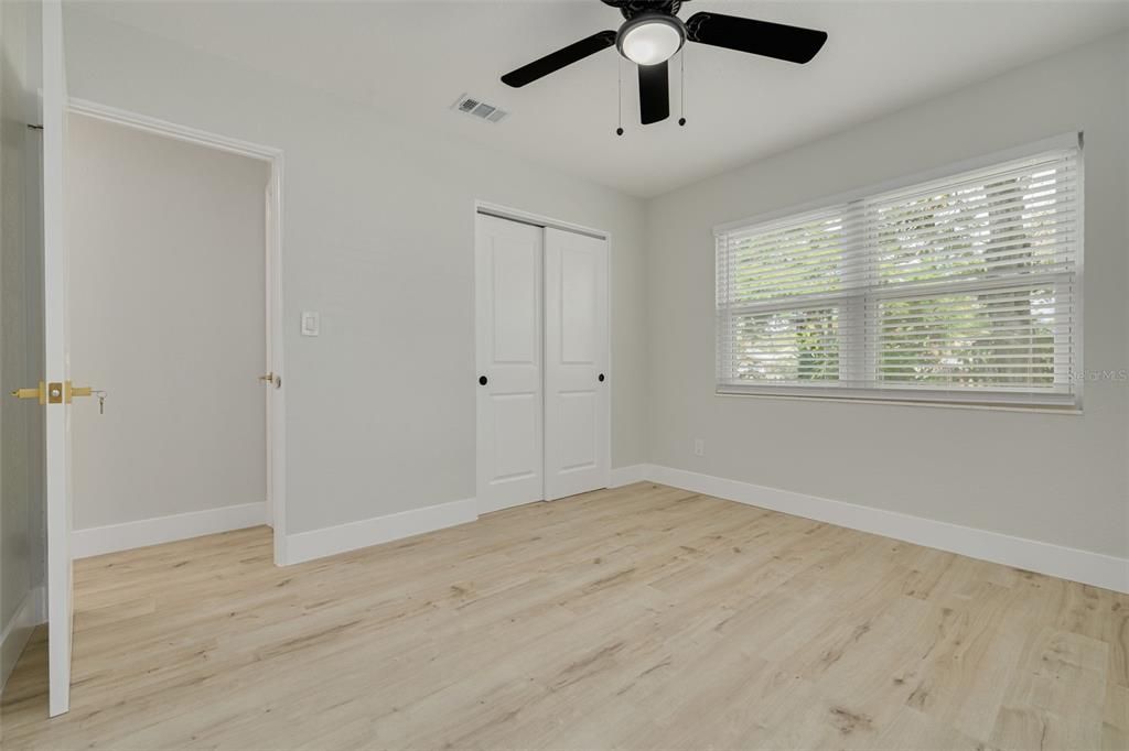 For Sale: $774,900 (5 beds, 3 baths, 2400 Square Feet)